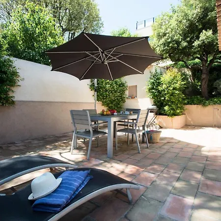A 2 Minutes A Pied De La Plage Situe A Ste-maxime. 91471